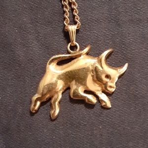 Vintage gold BULL necklace /Taurus charm